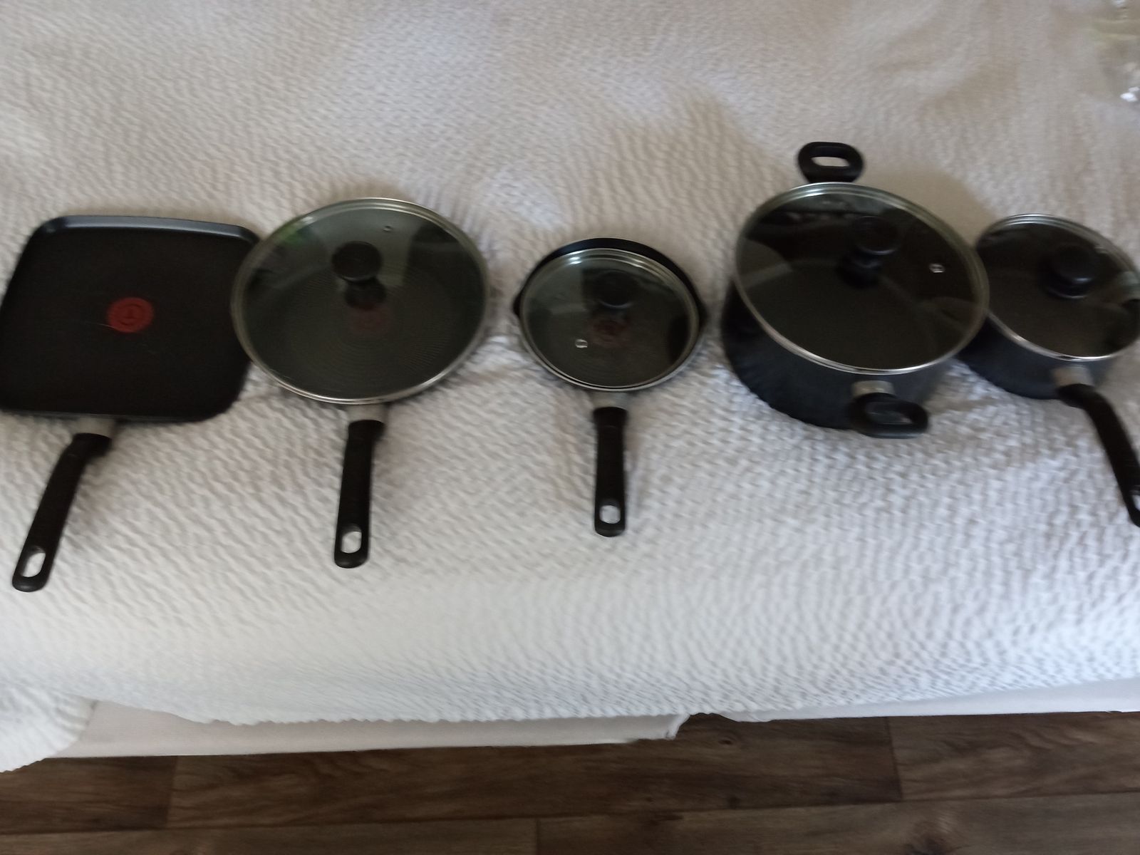 T-fal 5 piece nonstick cookware set griddle frying pans saucepans