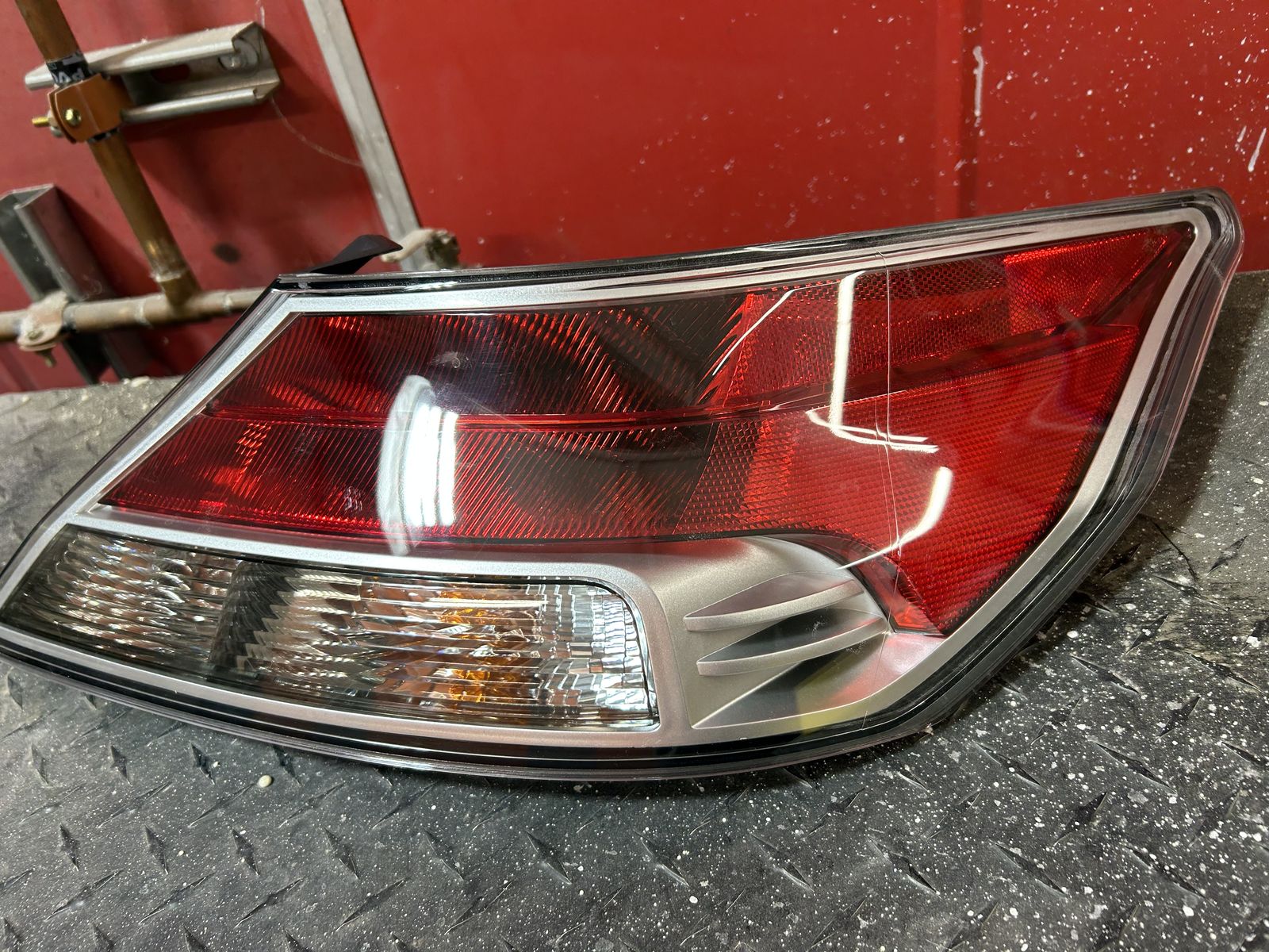 RH Tail light 09-11 Acura LT Sedan