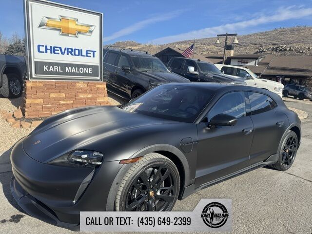 2023 Porsche Taycan Turbo S Cross Turismo