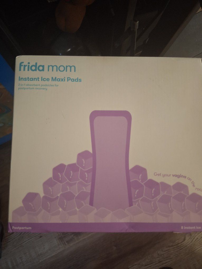 Frida Mom Instant Ice Maxi Pads - 2-in-1 Absorbent Padsicles for Postpartum Recovery, 8 Count