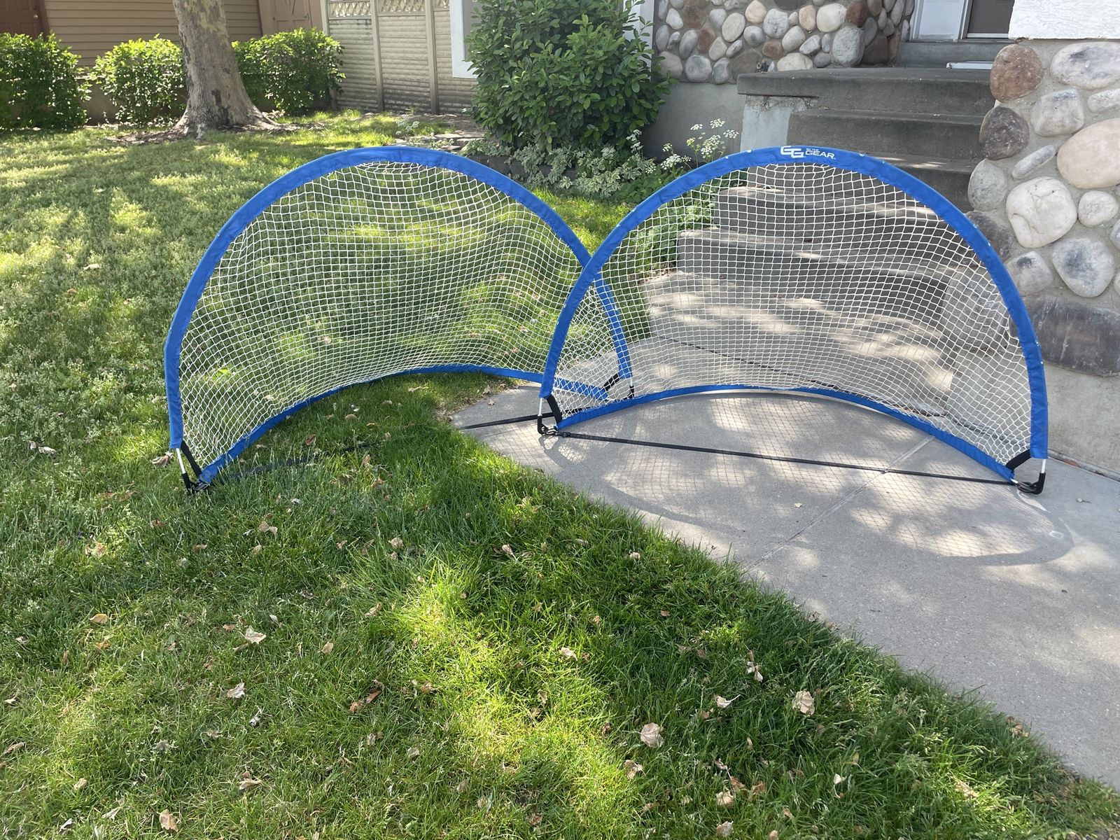 Kids collapsible soccer nets