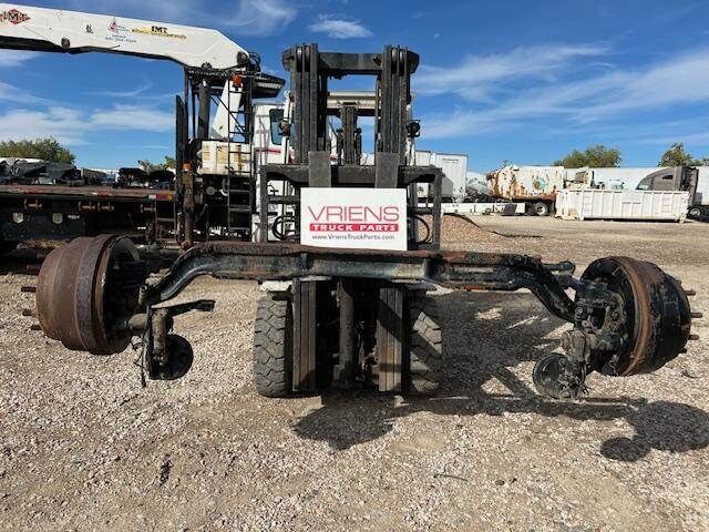 Eaton E1202W Front Axle Assembly