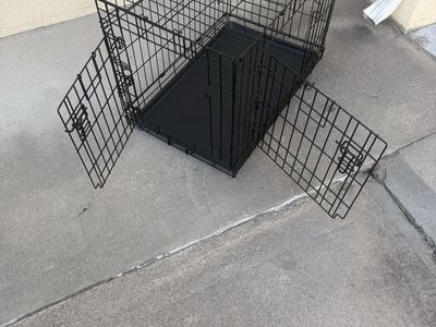 Folding Black Metal Pet Crate, Double Door, Medium/Large Dog Kennel