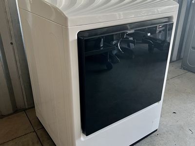 LG Vented SMART Electric Dryer in White with EasyLoad Door, TurboSteam and Sensor Dry Technology