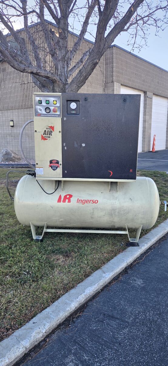 Ingersoll Rand Rotary Screw Compressor 480V