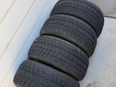 Bridgestone Blizzak 225/50R17 94H WS80 Winter Tires - Set of 4