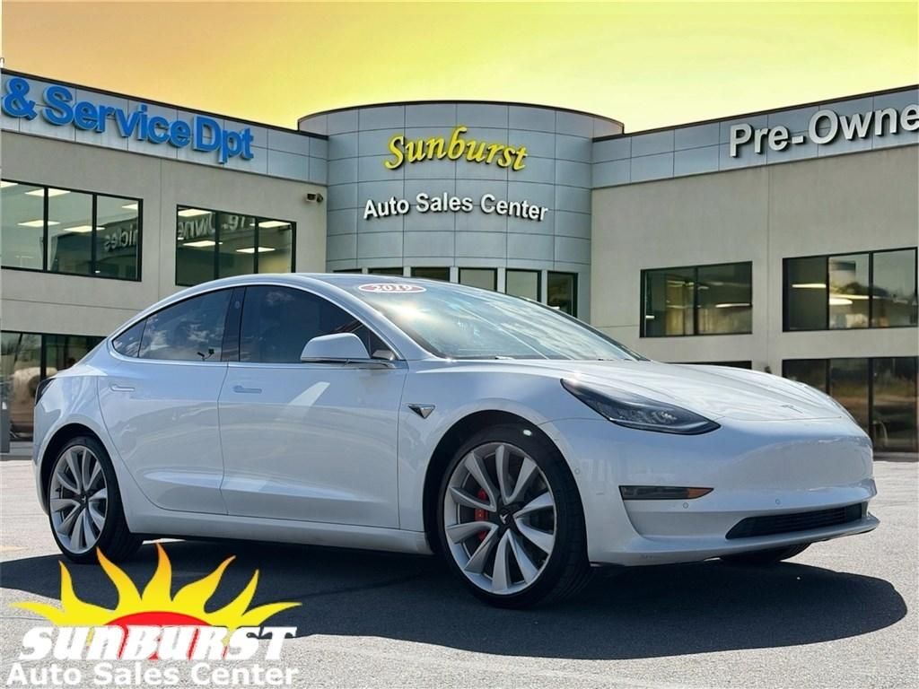 2019 Tesla Model 3 Long Range