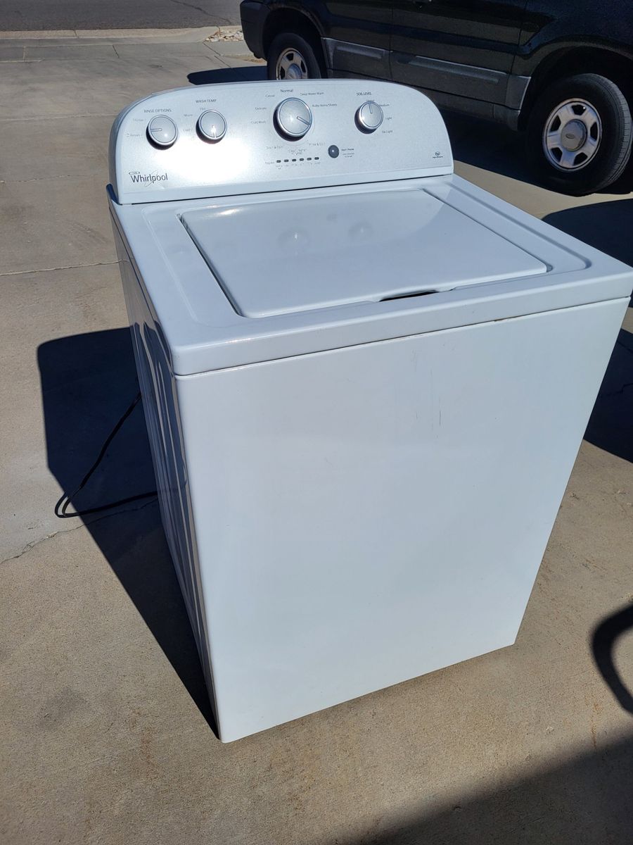 Whirlpool washing machine model WTW4815EW0