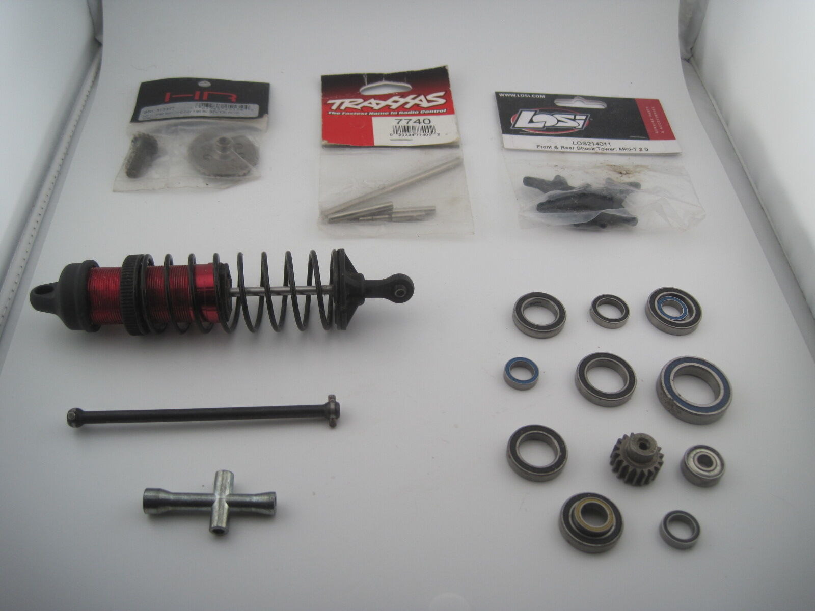Collection of RC Cars Build Parts ( Some Brand New ) (Traxxas, Hot Racing, Losi)