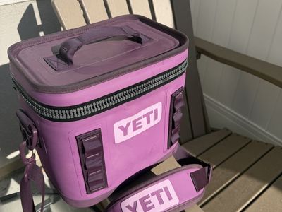 Yeti Hopper Flip 8