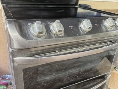 Double Oven Stove (needs Circuit Board)