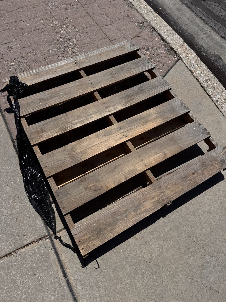 Free pallet