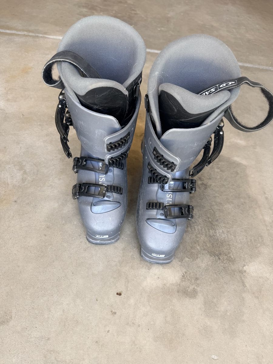 Salomon Ski Boots – Size 27 (Men’s US 9) – Good Condition