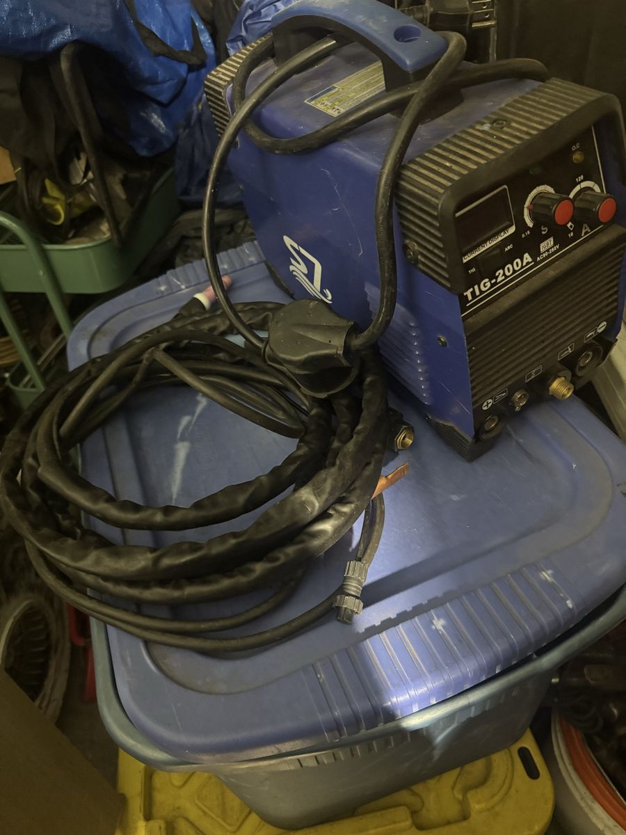 S7 TIG-200A Inverter Welder Machine with Torch and Cables