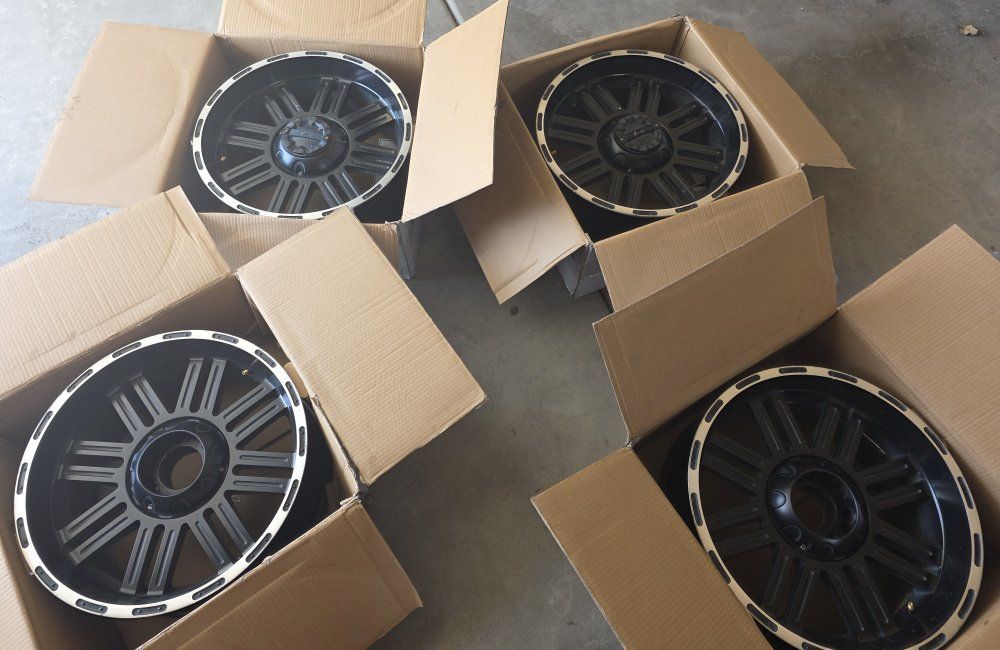 20” Black Truck Wheels 6-lug – came off Ford F-150