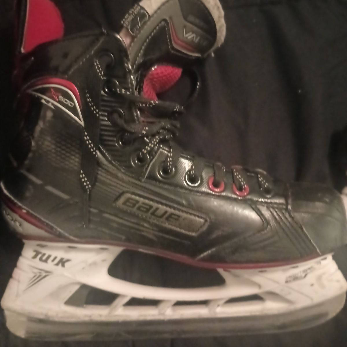 Used Bauer X500 Hockey skates