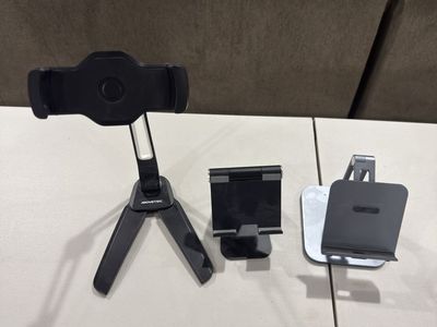Phone/iPad Stands