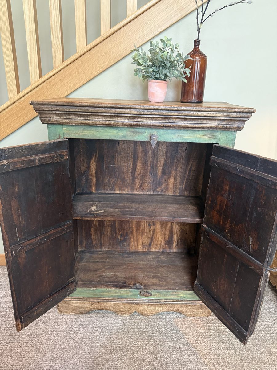 Main image 2