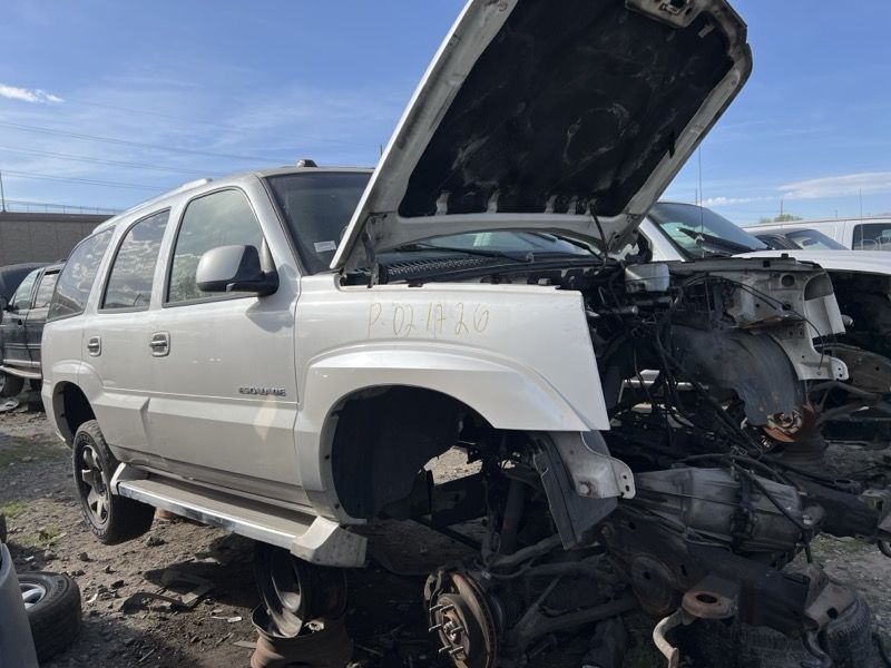 2005 Cadillac Escalade Parts
