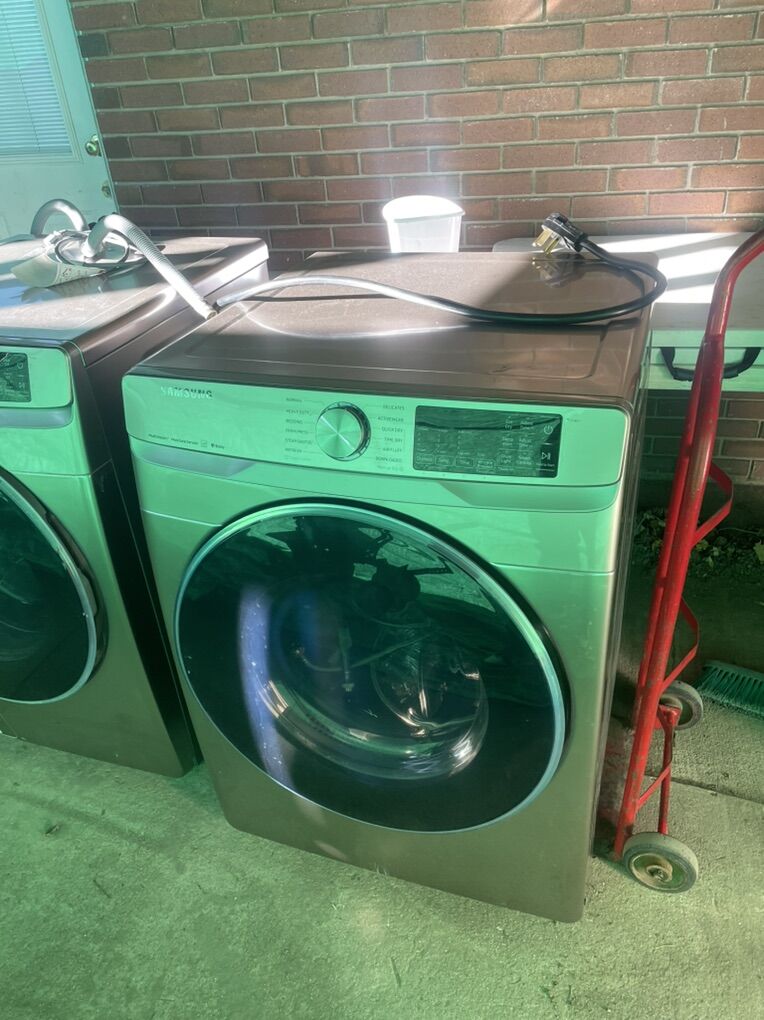 Samsung Super Speed Steam Bixby Washer & Dryer