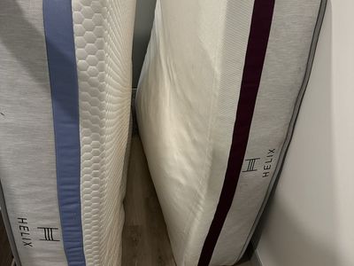 Used but in Great Condition Helix Queen Mattress
