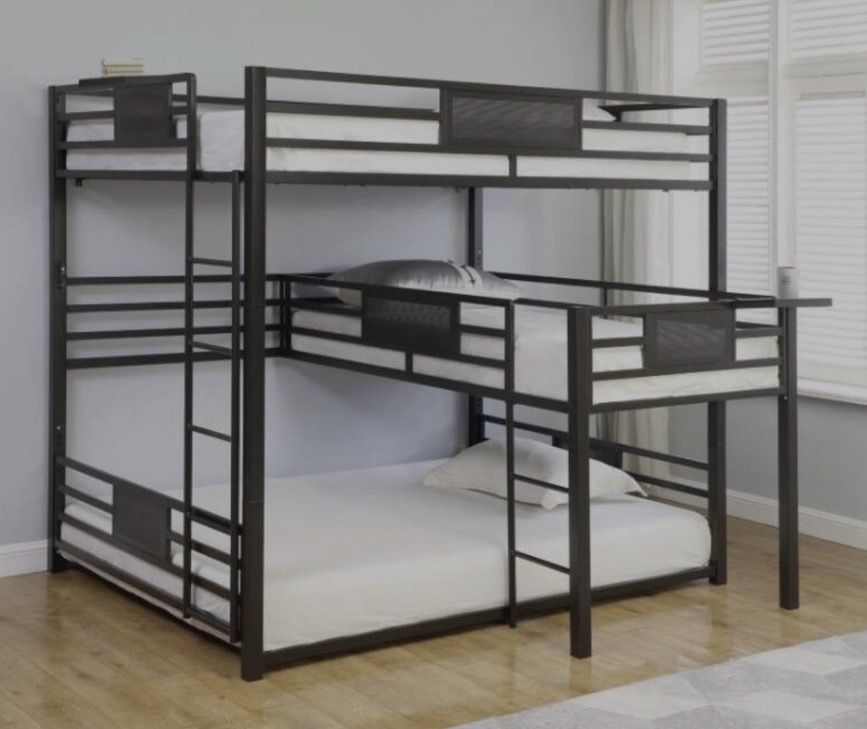 Triple Bunk Bed Queen/Twin/Queen