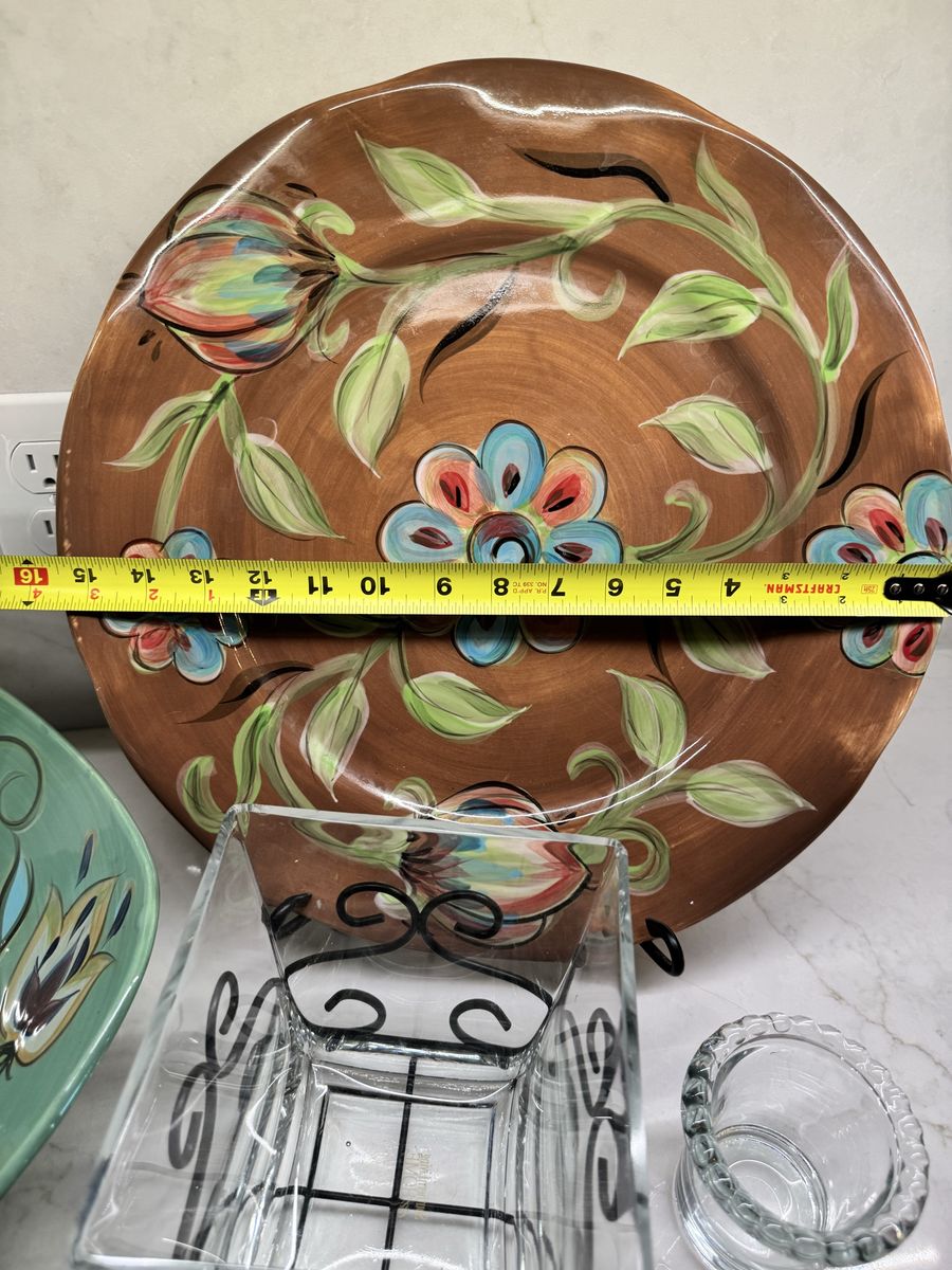 Main image 3