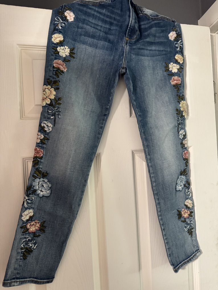 Driftwood Embroidered Jeans
