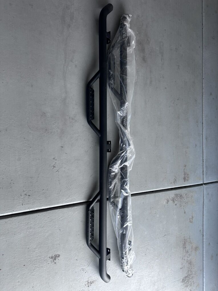 Go Rhino running board