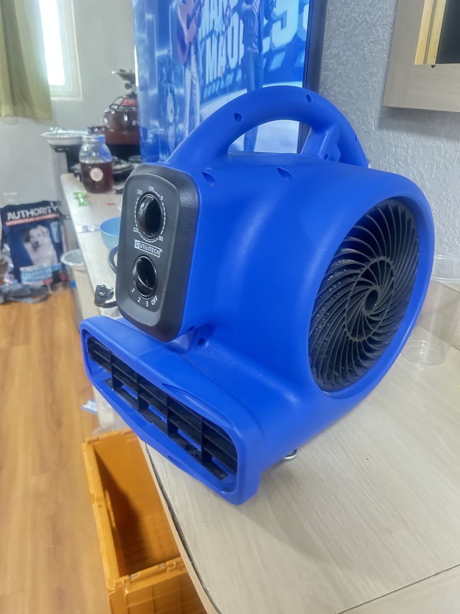 Utilitech High-Velocity Air Mover