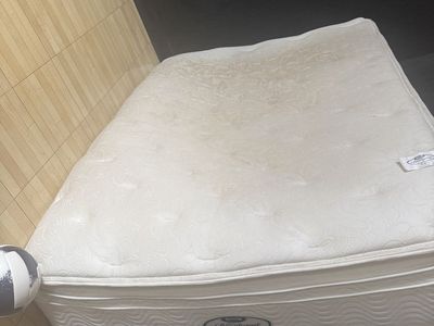 Beautyrest Queen Mattress - Free
