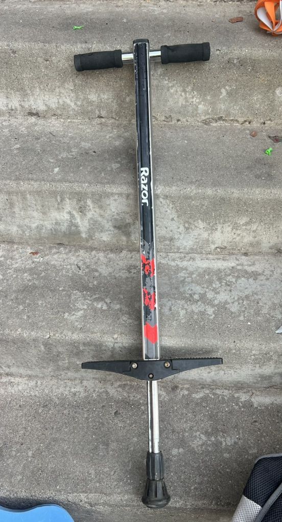 Razor Pogostick Pogo Stick Trick