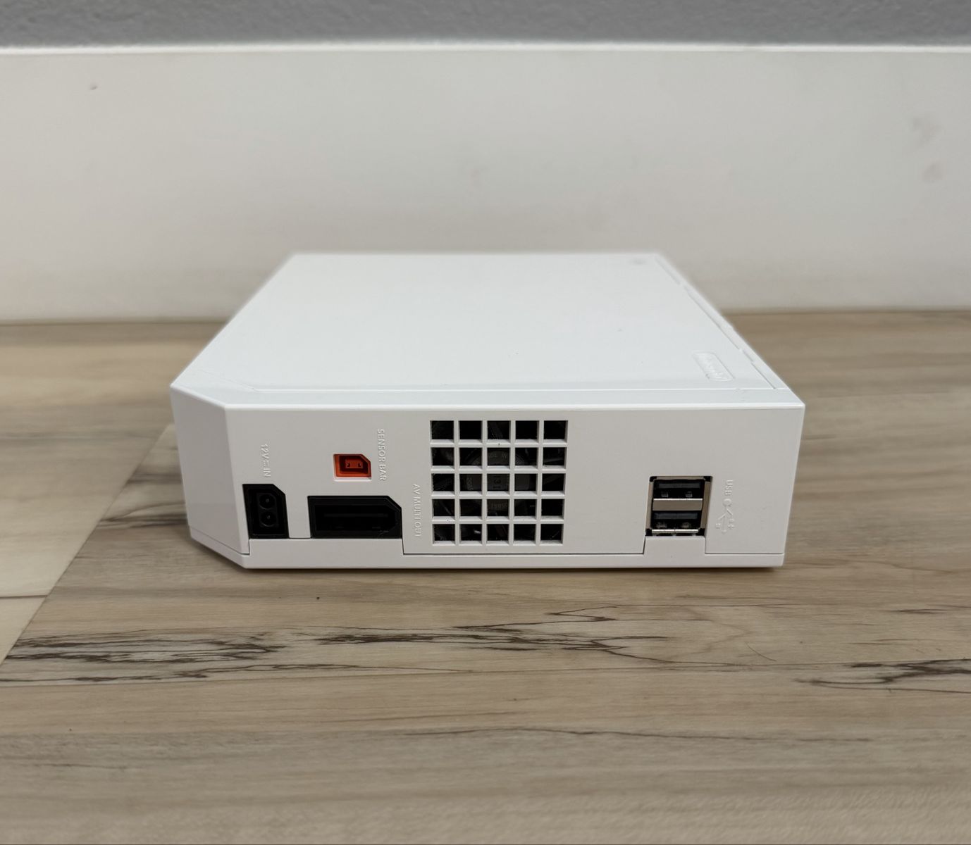 Main image 6
