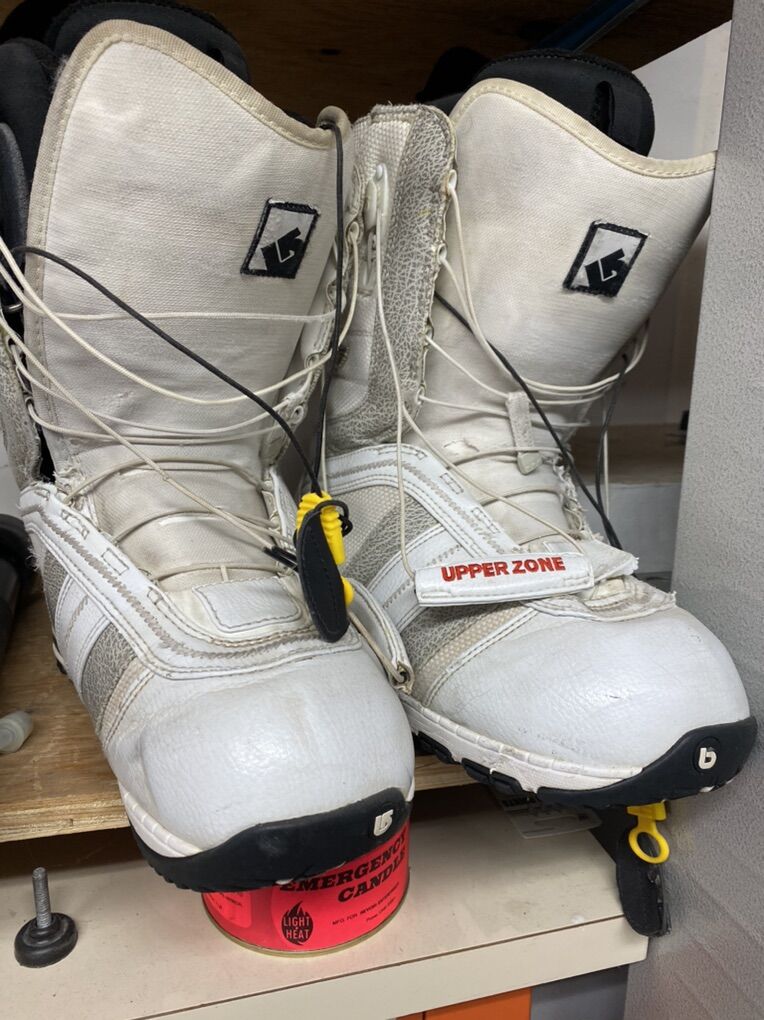 Burton Ruler Size 9.5 Snowboard Boots