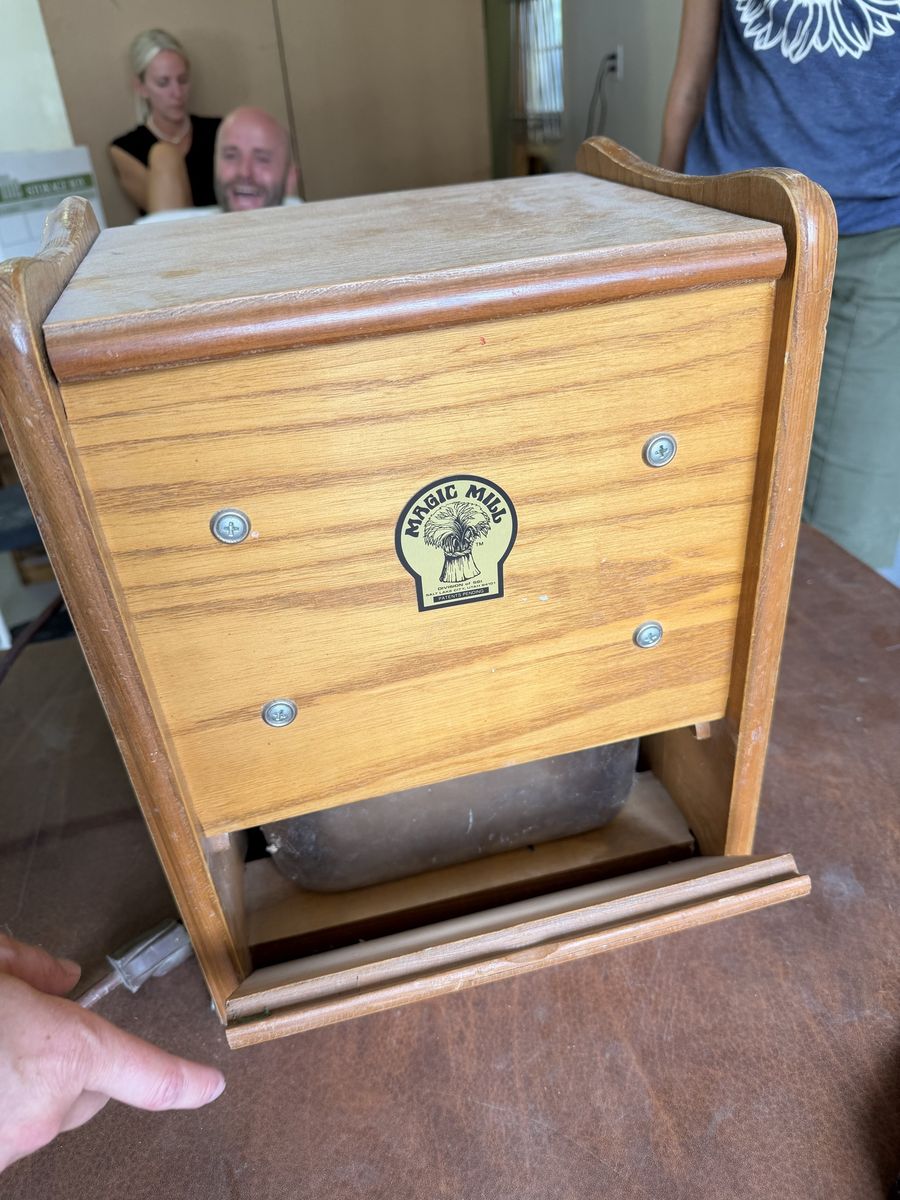Main image 6