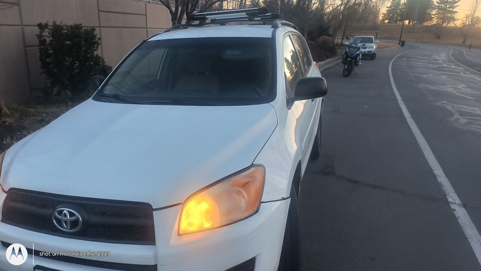 2011 TOYOTA RAV4 Base