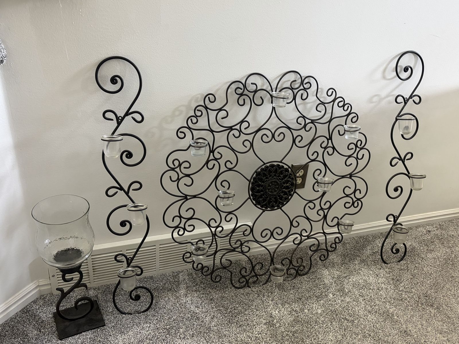 Gorgeous 4 piece metal wall hanging and table piece with holiday candles