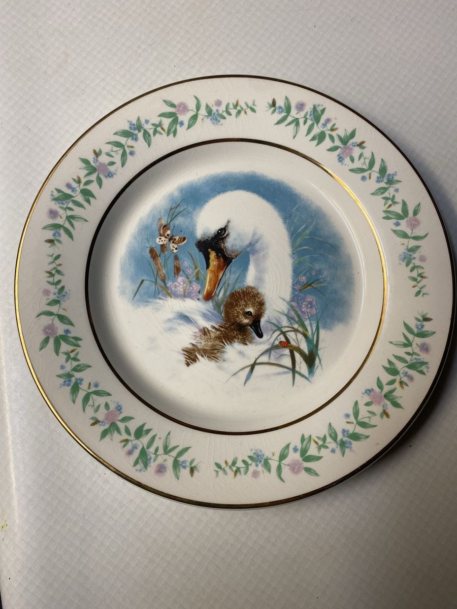 Avon Gentle Moments Plate by Enoch Wedgwood (Tunstall) Ltd. - 1975 Decorative Collector Plate