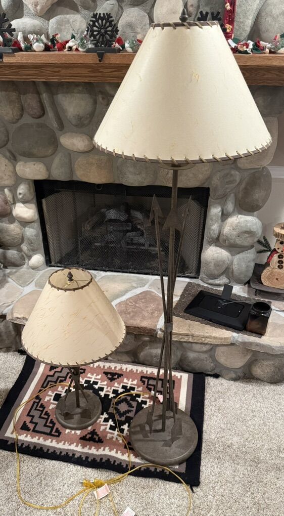 Arrow themed desk and floor lamp