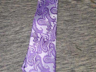 Stylish Purple Paisley Pattern Necktie - Men's Accessory