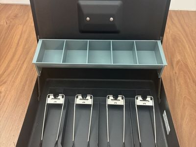 SentrySafe Locking Cash Box with Key, Tray, and Money Clips