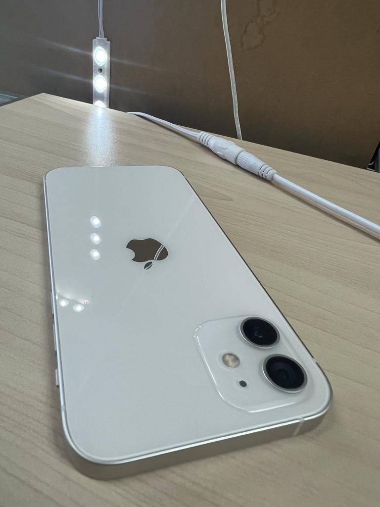 Iphone 12 64gb - Unlocked