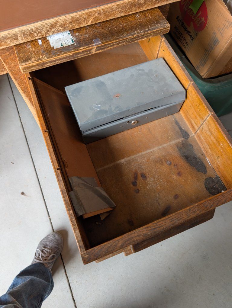 Main image 11