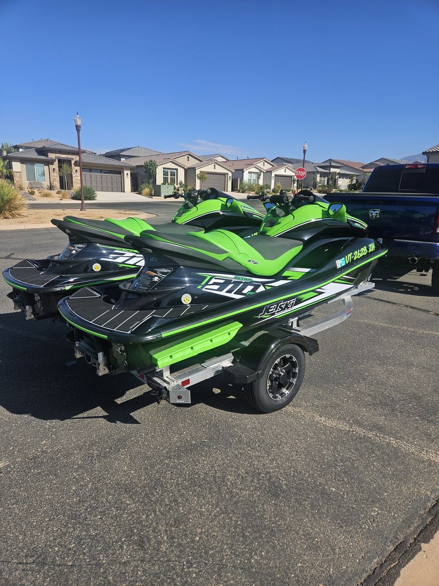 Main image 3