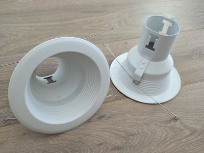 White Recessed Lighting Trim/Baffle