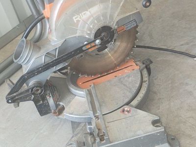 RIDGID Compound Miter Saw with Laser Guide