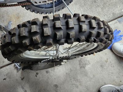 rear tire/wheel 2007 YZ450F
