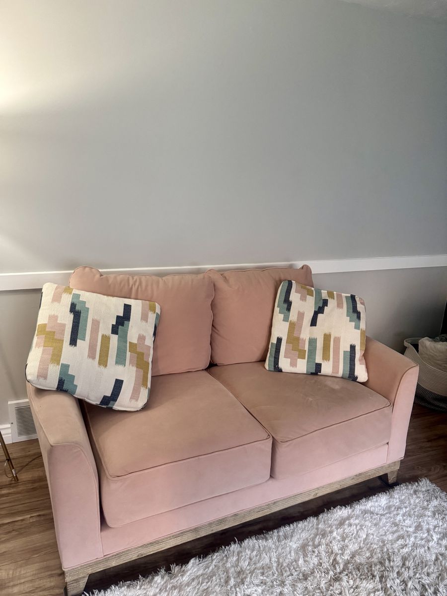 Couch & loveseat