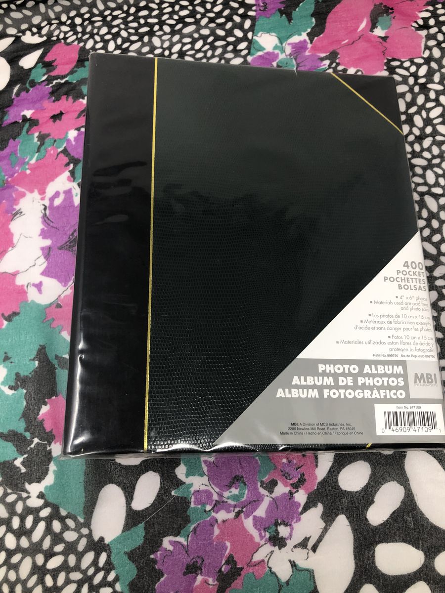 "The Album People" 400-Pocket Photo Album
