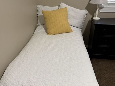 Twin mattress, box spring and metal frame